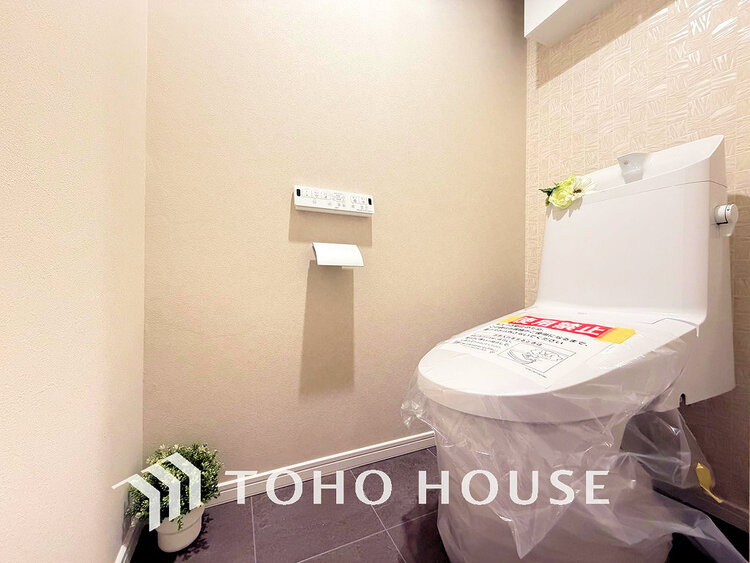 トイレ トイレには快適な温水洗浄便座付