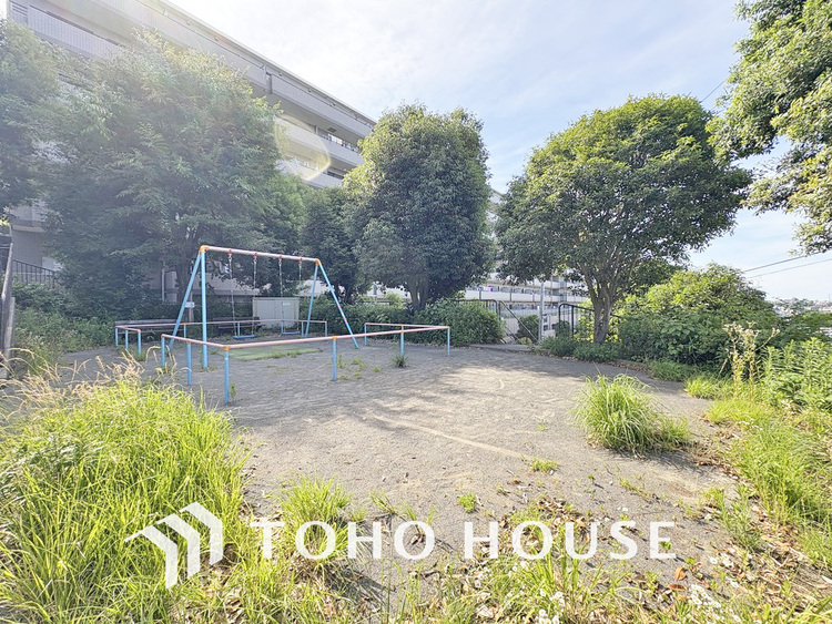 周辺 蒔田三度台公園　距離30ｍ