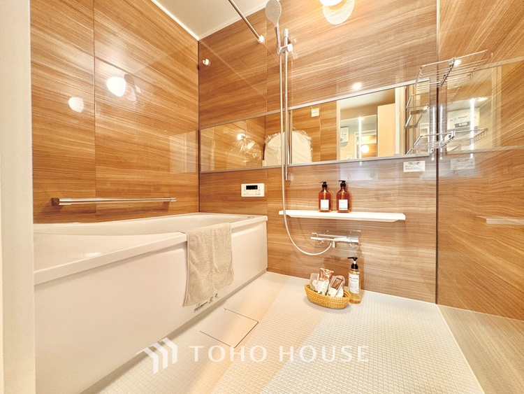 風呂 浴室は一日の疲れを癒す特別な空間。清潔感と快適性で心身ともにリフレッシュできます。