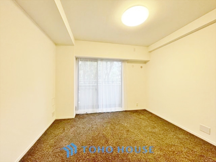 内装 ◆癒しの空間◆室内構成に拘り採光とセンスを散りばめた空間。それは『柔らかさ』に似た素敵な居場所。そこに暮らす人のことを考えつくり出したものは『癒し』という心地よい居場所なんだと思う