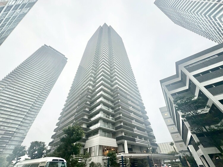 外観 飽きのこないシンプルモダンな外観です。