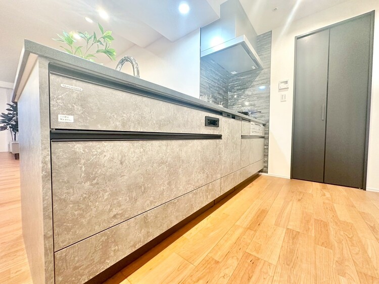 キッチン 開放感のあるキッチンスペース。調理をしながら、会話も弾みそうですね。