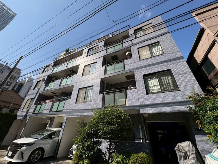 その他 飽きのこないシンプルモダンな外観です。