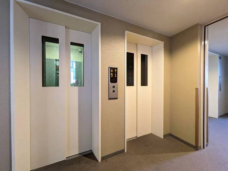 その他 エレベーター完備のため荷物が多くなっても安心。