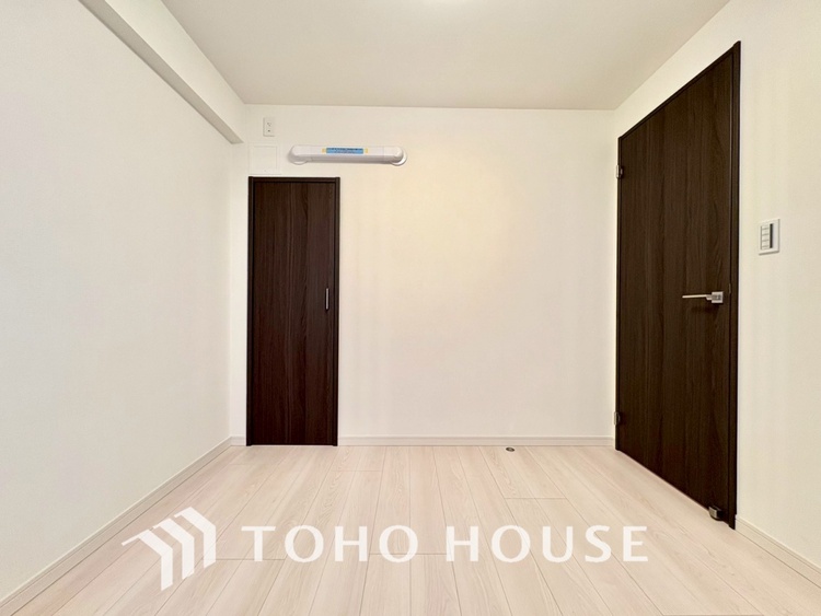 内装 【PRIVATE ROOM】◆快適◆な暮らしに不可欠な収納スペース。快適さとともに思い出も詰まっていく。