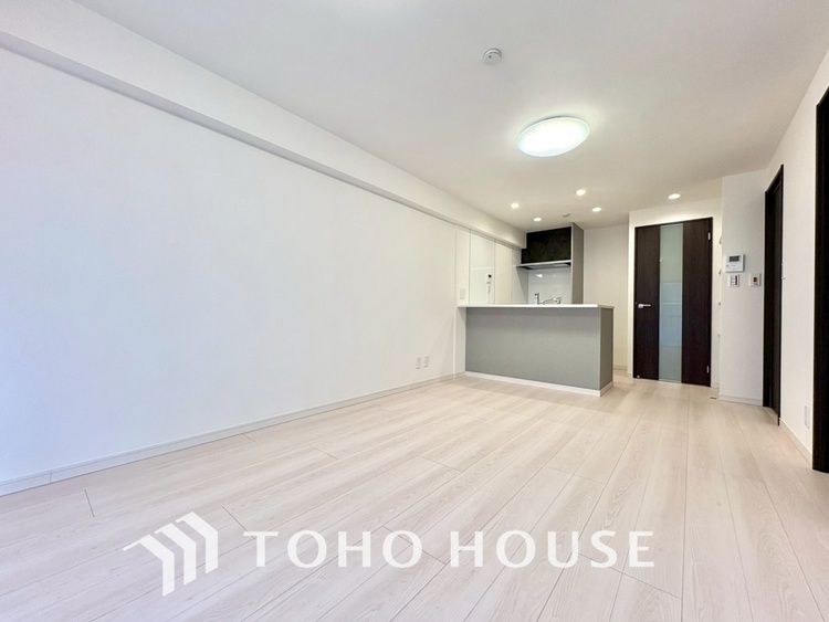 内装 【LIVING】◆住む喜び、楽しさ、感動◆を君と共有したい。いつまでもずっと家族を見渡せるこの広い空間で。