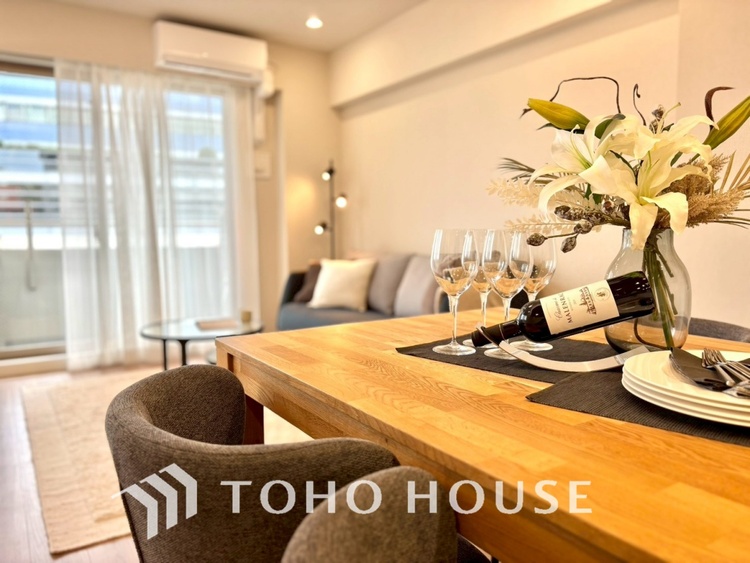 内装 【LIVING】◆住む喜び、楽しさ、感動◆を君と共有したい。いつまでもずっと家族を見渡せるこの広い空間で。