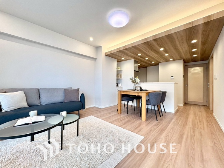 内装 【LIVING】◆Sunshine◆光が燦々と入り、いるだけで気持ちいい。「開放的でゆとりあるお部屋です。」