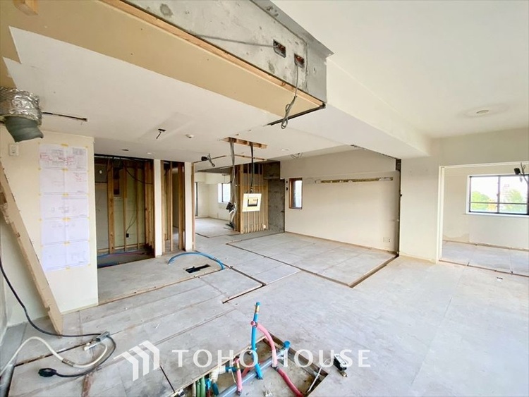 その他 【KITCHEN】◆開放的◆後片付けが楽なシステムキッチン。収納スペースの充実！