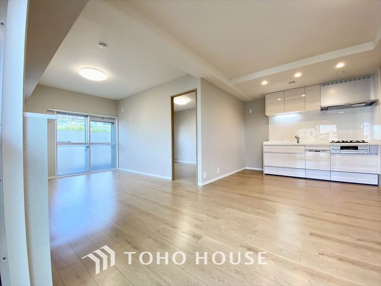 内装 【LIVING】◆simple is best◆無駄のない綺麗なつくりのリビングルームであなただけの暮らしを。