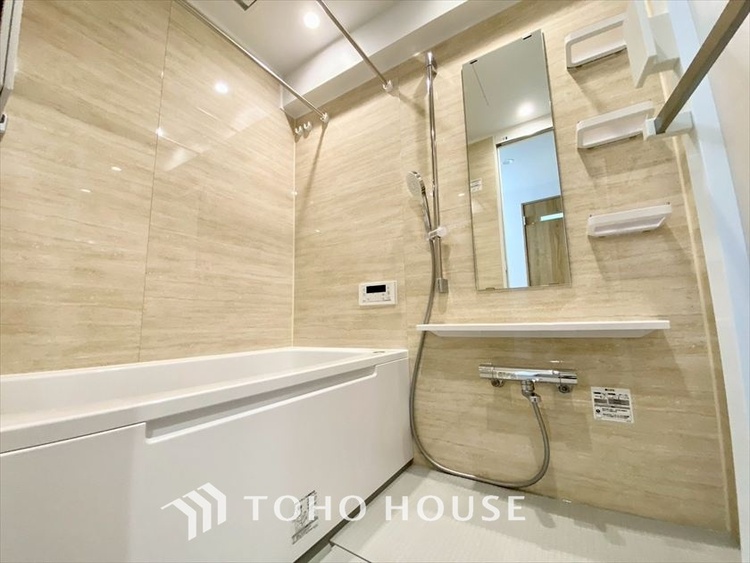 風呂 【BATHROOM】◆プライベートな空間◆simpleだからrelaxできるんです。こころもからだもキレイさっぱり。