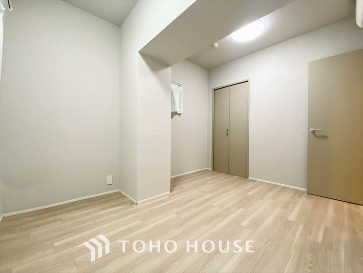 内装 【PRIVATE ROOM】◆属毛離裏◆子は父を手本とし、母に愛育されて成長する。家族の深い繋がり。いつまでも大切にしたい。