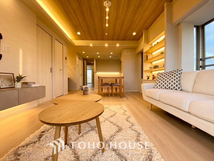 内装 【LIVING】◆simple is best◆無駄のない綺麗なつくりのリビングルームであなただけの暮らしを。