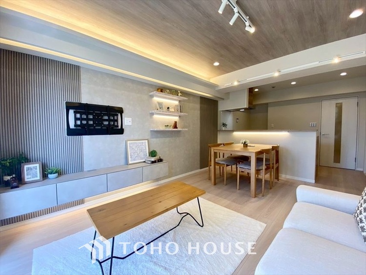 内装 【LIVING】◆Sunshine◆光が燦々と入り、いるだけで気持ちいい。「開放的でゆとりあるお部屋です。」