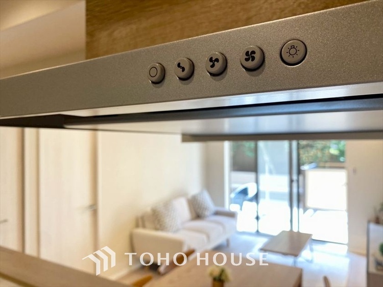 その他 【KITCHEN】◆開放的◆後片付けが楽なシステムキッチン。収納スペースの充実！