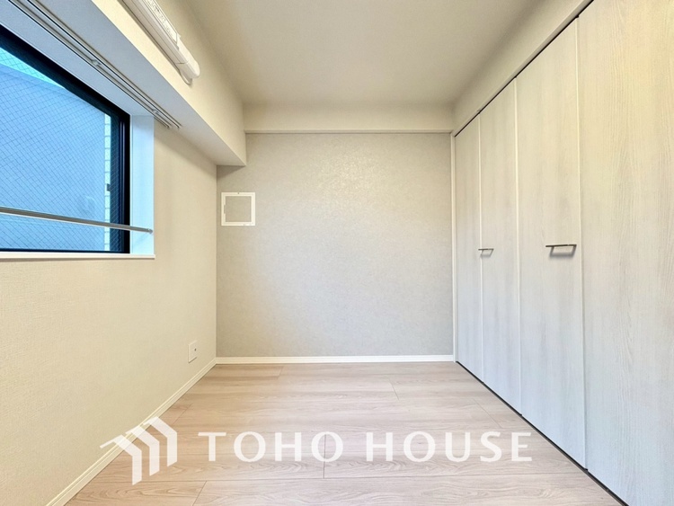 内装 【PRIVATE ROOM】◆属毛離裏◆子は父を手本とし、母に愛育されて成長する。家族の深い繋がり。いつまでも大切にしたい。