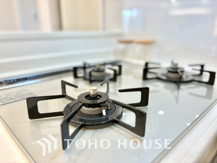 キッチン 【KITCHEN】◆家族のおはよう◆の声を笑顔で迎えてあげられるシステムキッチン。朝ごはんが楽しみでちょっと早起きしたくなるんです。