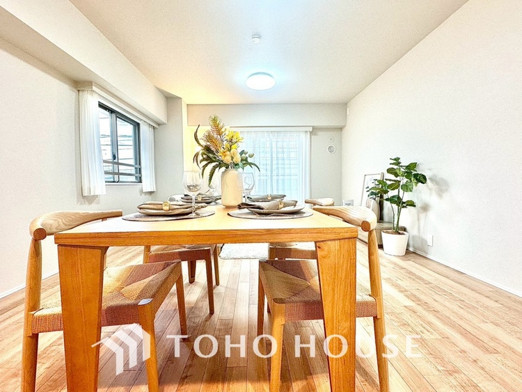 内装 【LIVING】◆simple is best◆無駄のない綺麗なつくりのリビングルームであなただけの暮らしを。