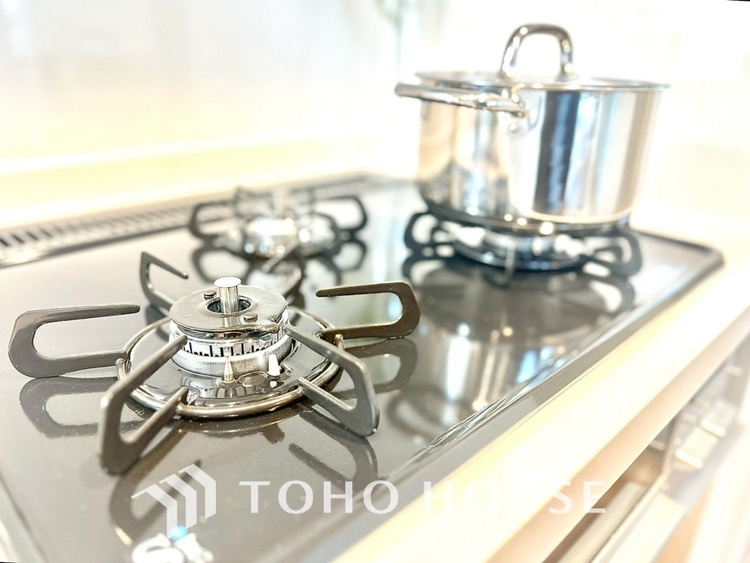 キッチン 【KITCHEN】◆家族のおはよう◆の声を笑顔で迎えてあげられるシステムキッチン。朝ごはんが楽しみでちょっと早起きしたくなるんです。