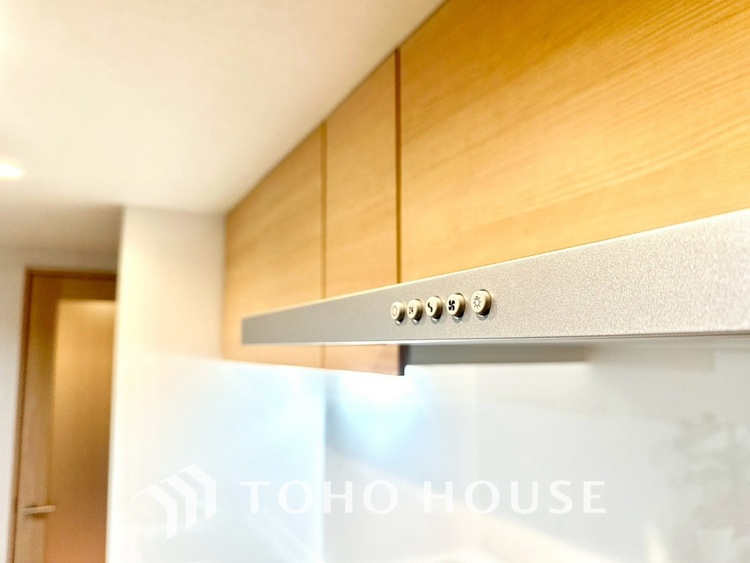 その他 【KITCHEN】◆開放的◆後片付けが楽なシステムキッチン。収納スペースの充実！