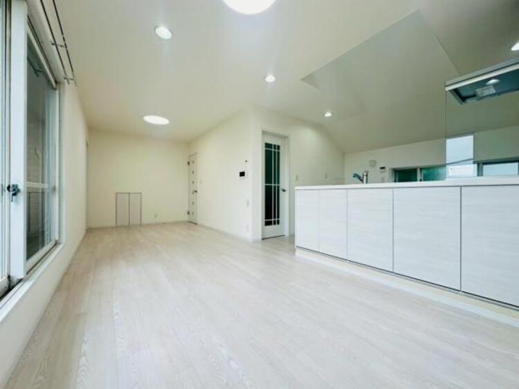 居間 【2025年10月撮影】