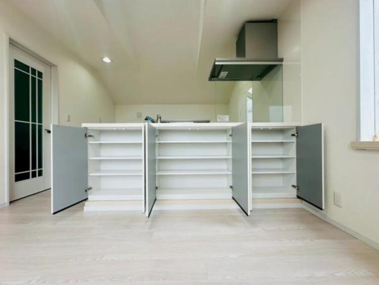 居間 【2025年10月撮影】