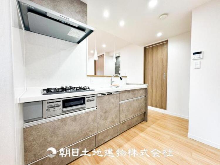 キッチン 毎日使う場所だからこそ、ストレスなく使えて、スムーズな家事ができる空間になっております。