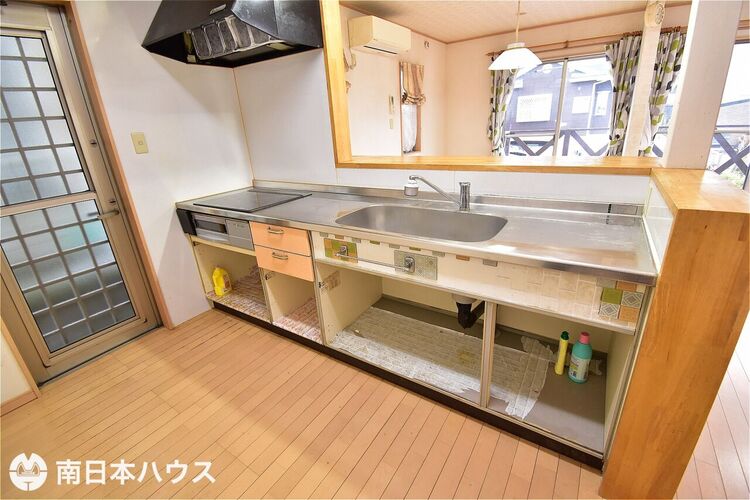 キッチン 【キッチン】IHクッキングヒーターを備えたシステムキッチンです！リフォームのご相談もお気軽にどうぞ♪