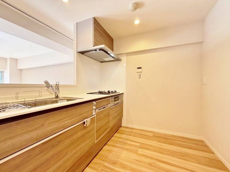 キッチン 洗練されたスタイリッシュなデザイン性と使いやすさを備えた仕様。