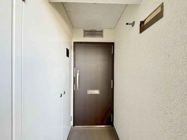 玄関 玄関を開ければ、そこは安らぎのご自宅。