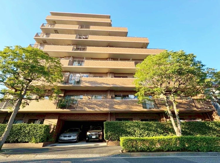 外観 資料には掲載していない情報が、現地にはたくさんあります。是非一度、現地をご確認ください。