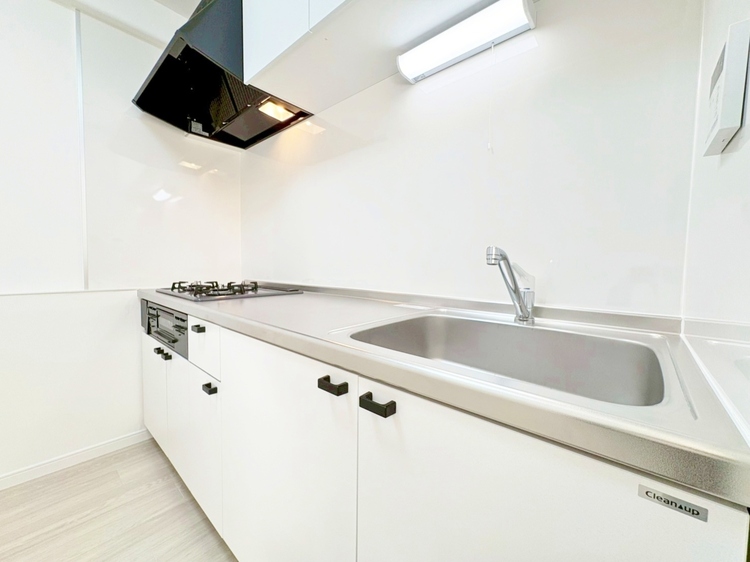 キッチン 洗練されたスタイリッシュなデザイン性と使いやすさを備えた仕様。