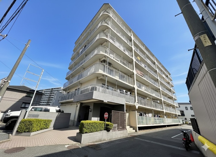 外観 資料には掲載していない情報が、現地にはたくさんあります。是非一度、現地をご確認ください。