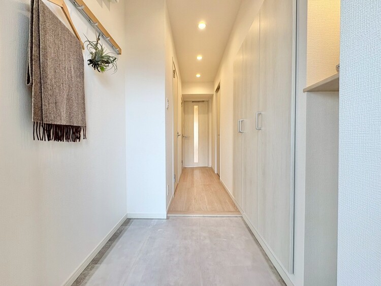 玄関 シューズボックスを完備した玄関です。