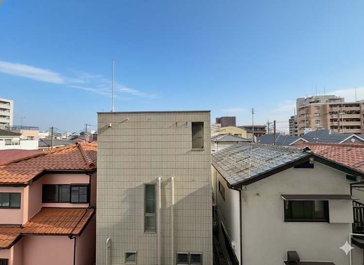 バルコニー 頬をなでる、優しい風を感じることが出来ます。