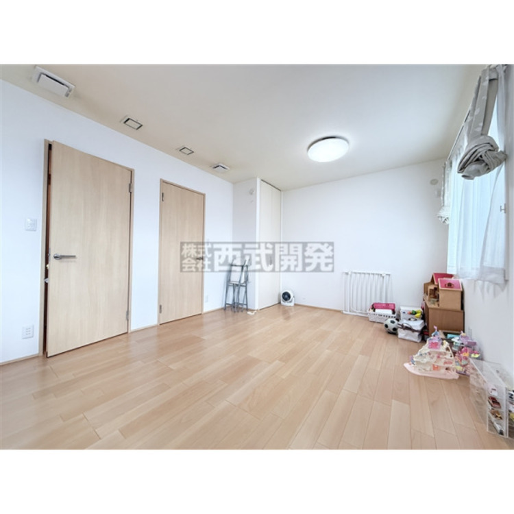 内装 洋室10.8帖