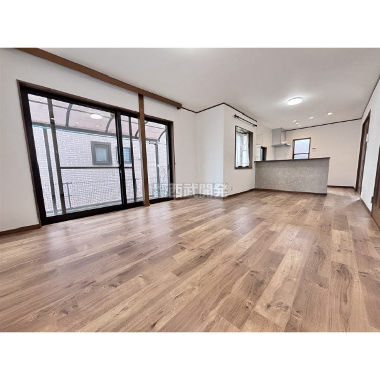 居間 16.5帖のひろびろリビングです。