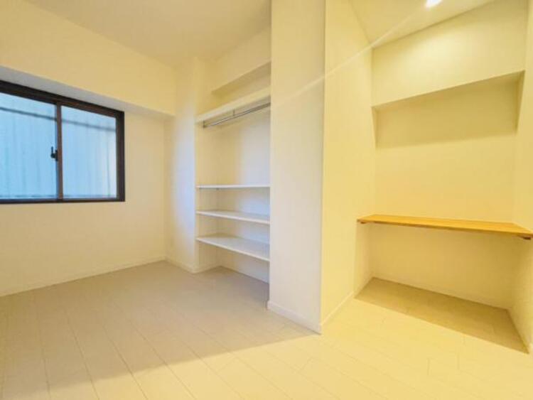 収納 空間を効率的に利用し収納スペースを確保。一日の始まりと終わりを美しく演出します。 