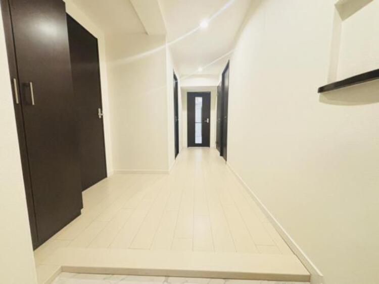 その他 高いデザイン性を持つ玄関は、安らぎに満ちた生活空間を予感させてくれます。 