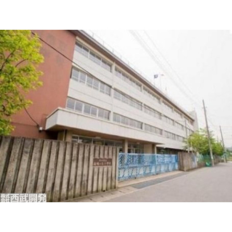 周辺 南鳩ヶ谷小学校(約750m)