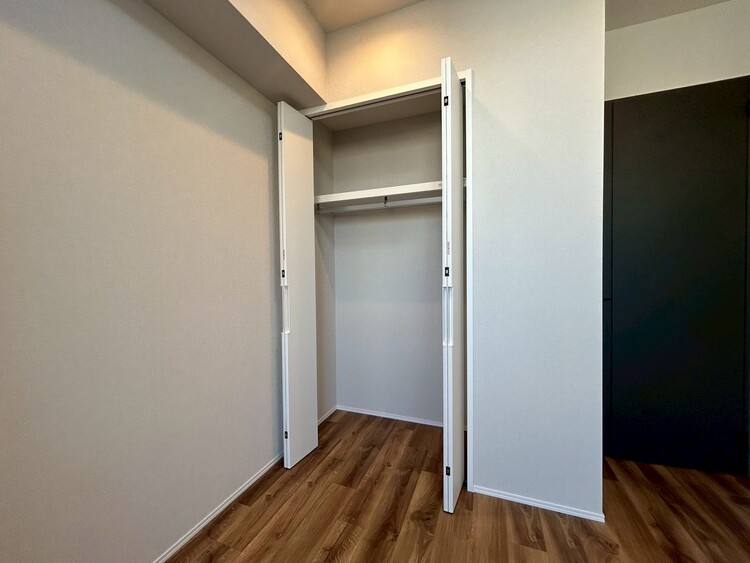 その他 収納スペースが付いていて、お部屋を広く使っていただけます。