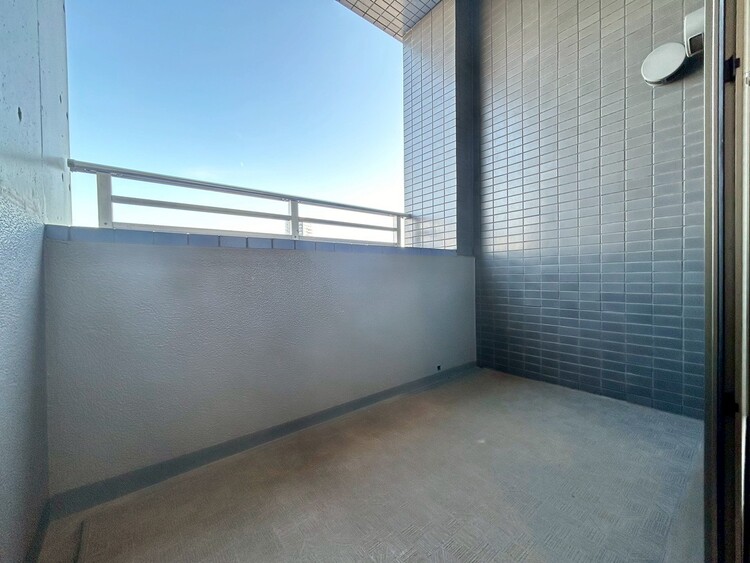 その他 朝の澄んだ空気や、夕方に吹く清々しい風を感じられるバルコニー。