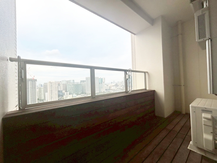 その他 朝の澄んだ空気や、夕方に吹く清々しい風を感じられるバルコニー。