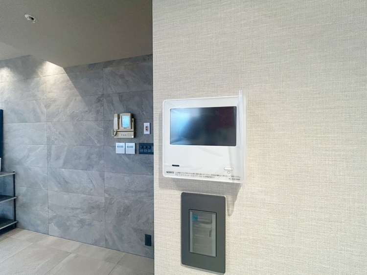 その他 見やすい画面で操作しやすい給湯パネル。