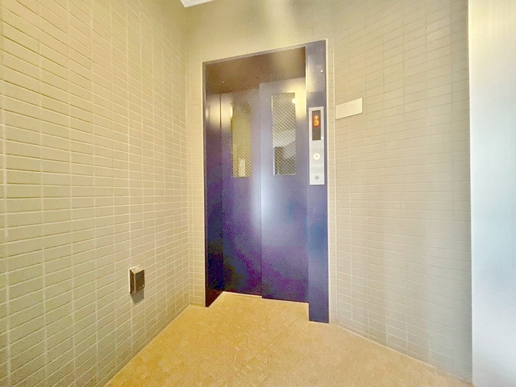 その他 エレベーター完備のため荷物が多くなっても安心。