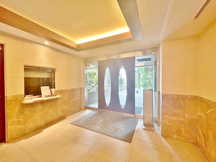 その他 館内は静寂な中が保たれており、管理が行き届いている印象を受けました。