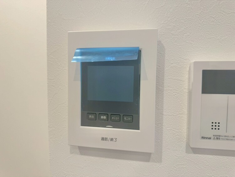 その他 誰が来てもわかる様にモニター付きインターホンを設置。