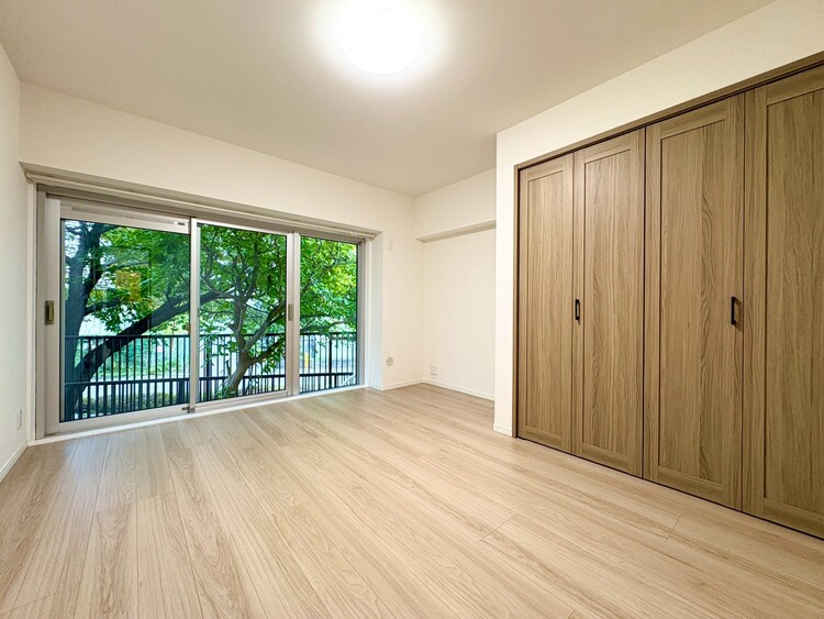 その他 清かで艶やかな時間をもたらしてくれる室内です。