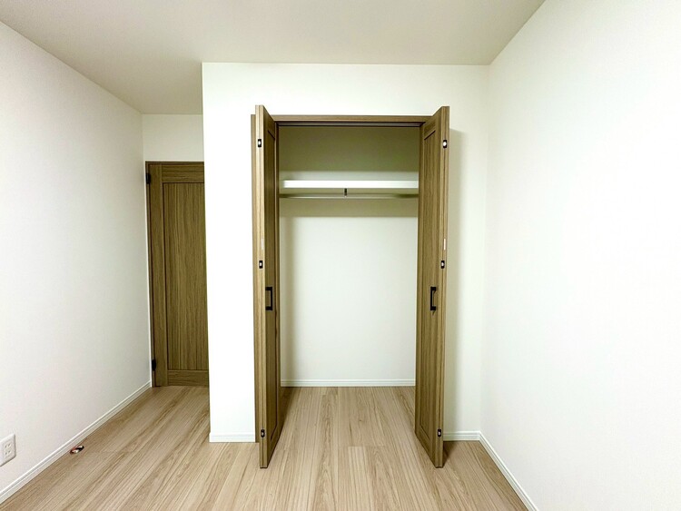 その他 収納スペースが付いていて、お部屋を広く使っていただけます。