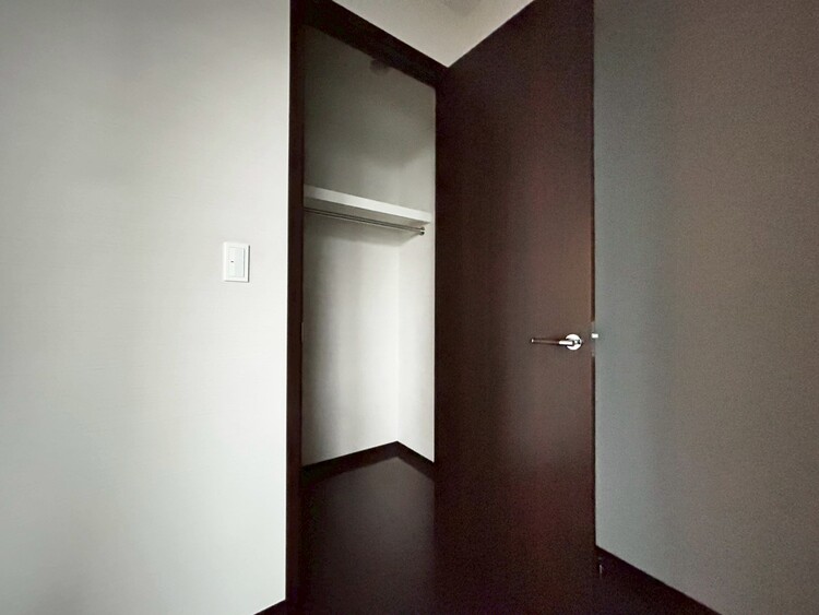 その他 収納スペースが付いていて、お部屋を広く使っていただけます。